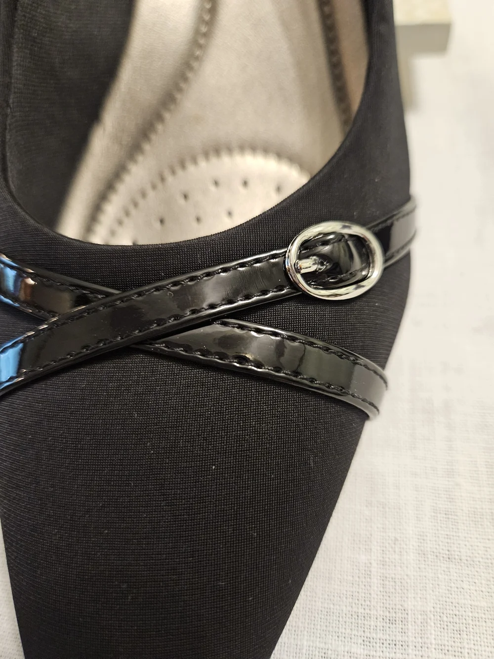 Black Pointed-Toe Mid Kitten Heel Pumps with Patent Trim